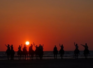  Equitazione di gruppo 